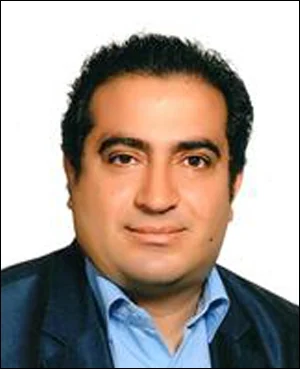عبدالرزاق موسی نتاج، مترجم رسمی انگلیسی و مسئول دفتر ترجمهٔ رسمی ۱۱۲۰ در صادقیه